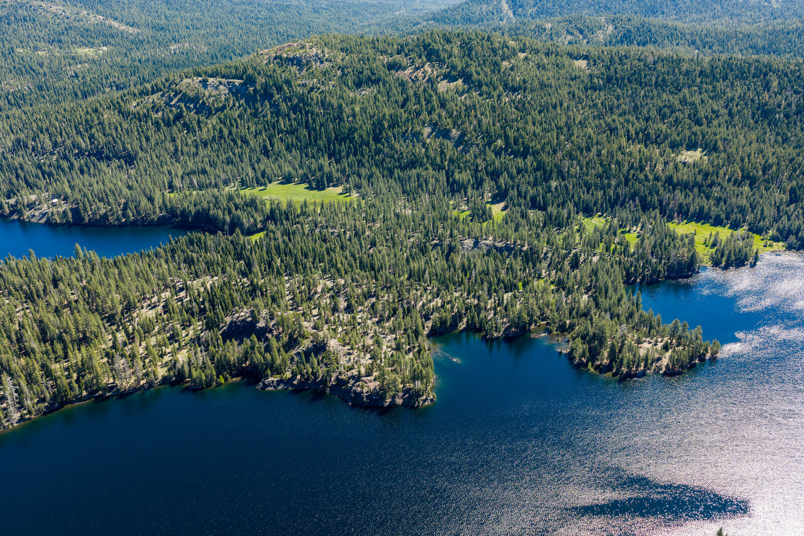 Recreation context — surrounding public land, reservoir, nearby roads, and landmarks near Jackson Landing
